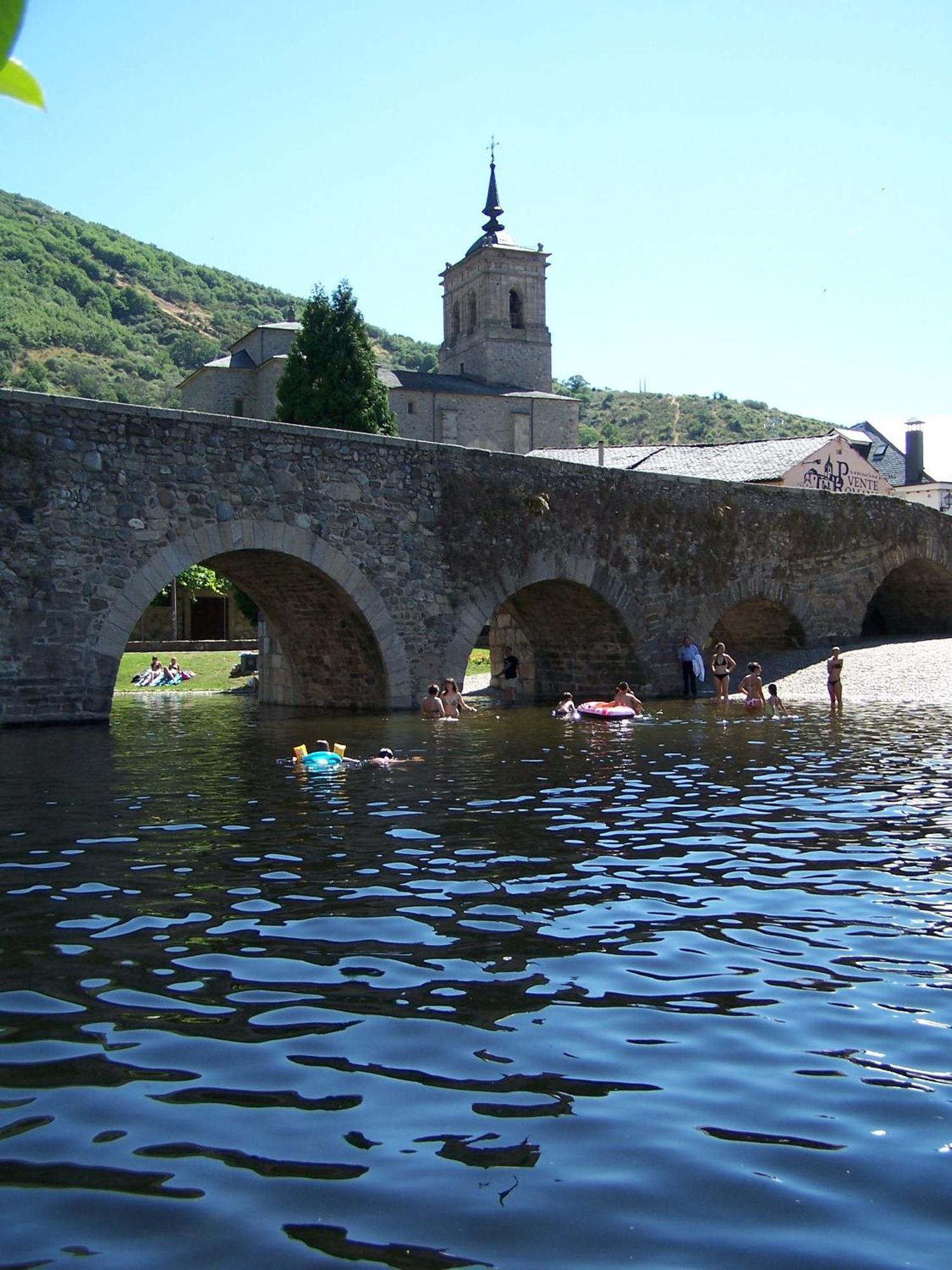La Lecheria Val De San Lorenzo Eksteriør billede